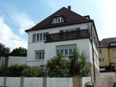Außenansicht - Sonnige, stilvolle 4-Zimmer Wohnung (110qm) in ruhiger Lage - Blick ins Grüne