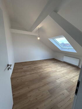 Zimmer 1 - unmöblierte Ansicht - 