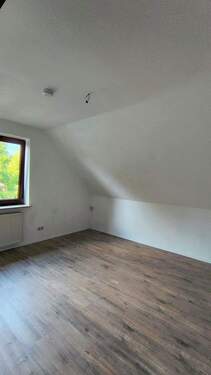 Zimmer 2 - 