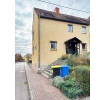 Reihenendhaus mit Charme in beliebter Lage - in Schkopau