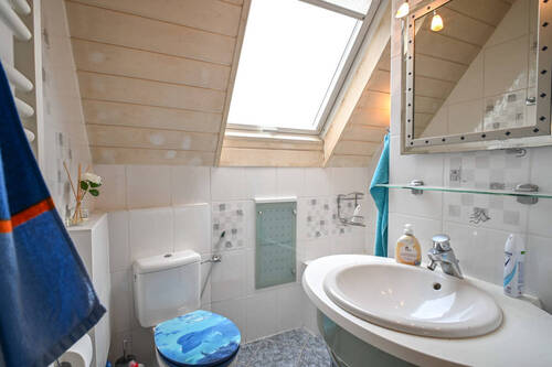 Tageslichtbadezimmer OG - 