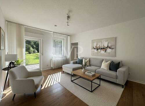 Wohnzimmer KI im EG - 6 Zimmer Mehrfamilienhaus, Wohnhaus zum Kaufen in Velbert