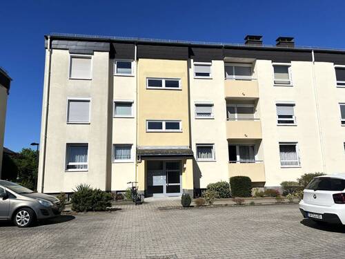 Hausansicht - Wohnen am ruhigen Waldrand Neu-Isenburgs