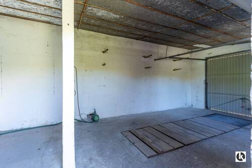 Garage - 