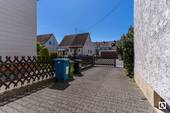 Zufahrt - 