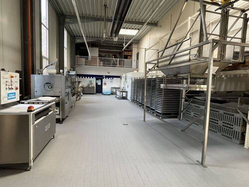 Halle - Halle in Stuhr zum Kaufen