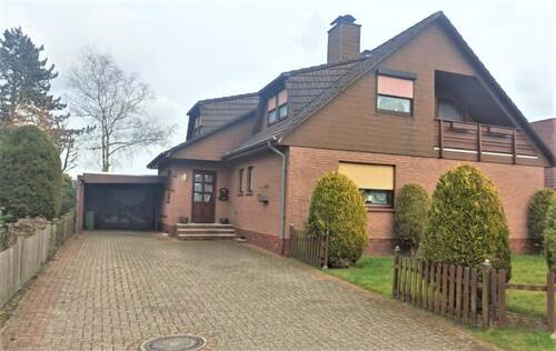 Außenansicht - Sandkrug – ein staatl. anerkannter Erholungsort. Dieses großzügige Haus wird Sie begeistern!