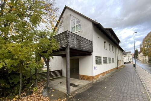 Stellplatz - 1 Zimmer Mehrfamilienhaus, Wohnhaus zum Kaufen in Gößweinstein