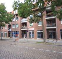 Schöne 2-Zimmer-Dachgeschosswohnung mit Balkon in direkter Nähe vom Rathaus - Wittenberge