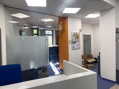 Eingerichtetes Büro 79 - 