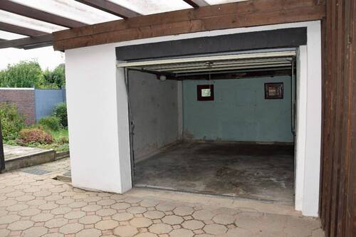 Garage - 