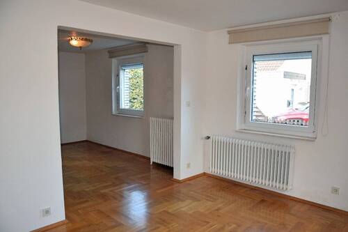 Wohnzimmer - 4 Zimmer Doppelhaushälfte in Tönisvorst
