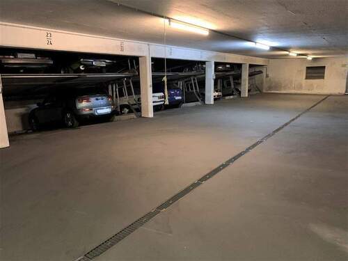 Tiefgarage - 