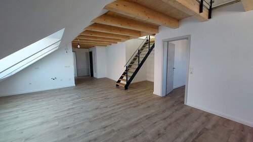 W10 (5).jpg - 2 Zimmer Etagenwohnung zur Miete in Geisenhausen