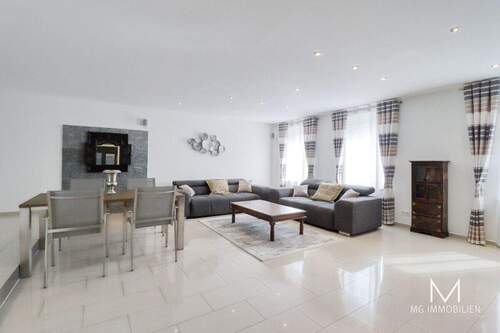 Wohnzimmer Wohnung OG - 