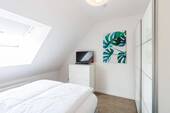 2 Smart TVs - 