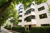 Außenansicht - Großzügige 4-Zimmer Wohnung mit ruhigem Sonnenbalkon Nahe Kurfürstendamm
