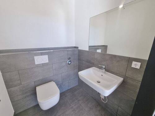 WC - 