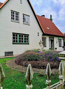 Mehrfamilienhaus - frei - 
