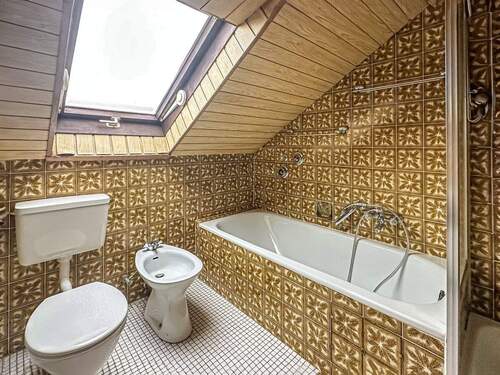 Badezimmer - Etagenwohnung mit 54,20 m² in Offenburg zum Kaufen