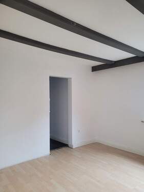 Esszimmer1 - 8 Zimmer Mehrfamilienhaus, Wohnhaus in Adelsdorf