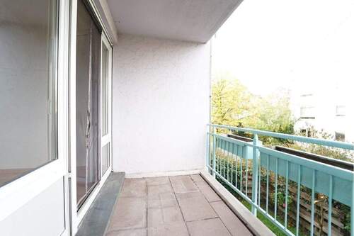 Balkon - Etagenwohnung mit 56,00 m&sup2; in Leipzig zur Miete