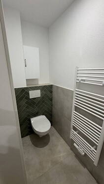 Gäste-WC - 3 Zimmer Etagenwohnung zur Miete in Stuttgart