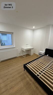 Zimmer 3 - 