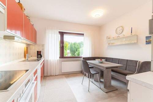 Kochen dekoriert - 4 Zimmer Einfamilienhaus in Pinneberg