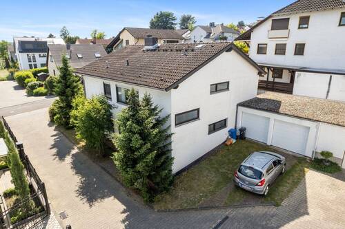 Außenansicht - 5 Zimmer Einfamilienhaus in Hofheim am Taunus