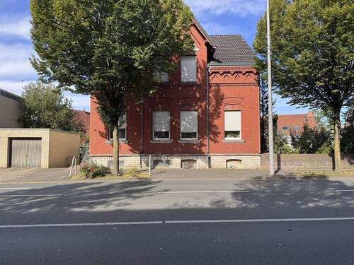 Außenansicht - 7 Zimmer Einfamilienhaus zum Kaufen in Beckum