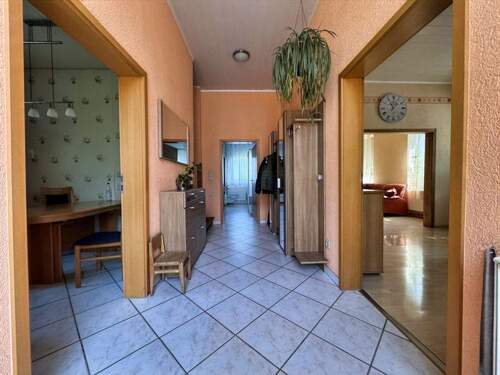 Flur - 7 Zimmer Einfamilienhaus in Beckum