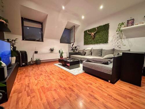 Impression Wohn-/Esszimmer - 2 Zimmer Etagenwohnung zur Miete in Andernach