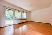 Wohnzimmer EG - 5 Zimmer Doppelhaushälfte in Nürnberg