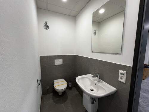 WC - 