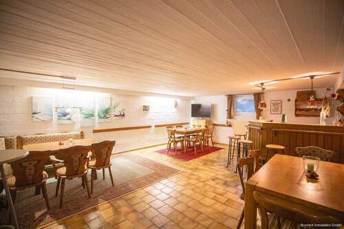 Partyraum im Keller - 