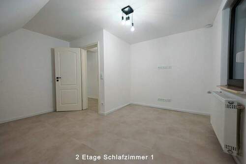KO2 Etage Schlafzimmer 1 (2) - 
