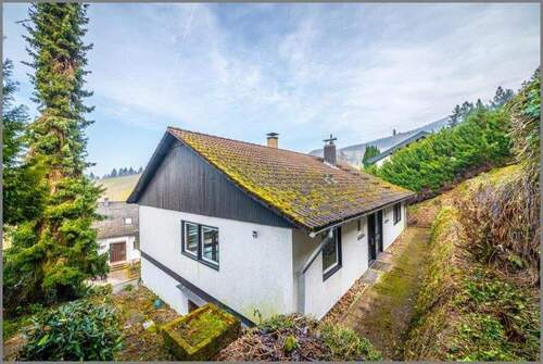 Hanglage - Einfamilienhaus mit 172,00 m&sup2; in Lauf zum Kaufen