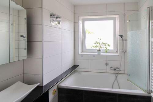 Badezimmer JPG - 3 Zimmer Einfamilienhaus in Weißenhorn