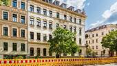 Außenansicht 3 - Historischer Altbau mit Flair: 4-Zimmer-Wohnung mit Balkon in bester Lage von Reudnitz