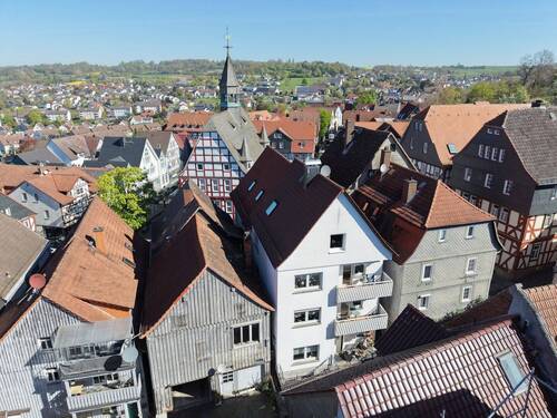 Außenansicht - 8 Zimmer Mehrfamilienhaus, Wohnhaus zum Kaufen in Homberg (Ohm)