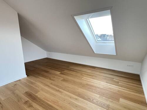 Zimmer im Spitzboden - 