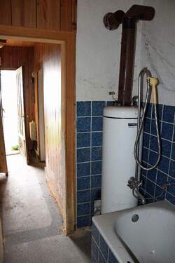 Bad Haus 2 - 