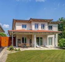 Perfekt für Familien in ruhiger Ortsrandlage! Großzügiges Einfamilienhaus modern und komfortabel ausgestattet! - Abensberg Offenstetten