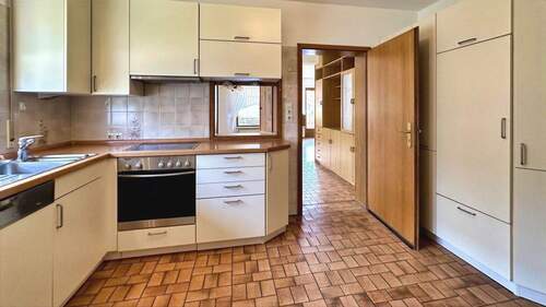 Küche - 7 Zimmer Einfamilienhaus in Wolfenbüttel