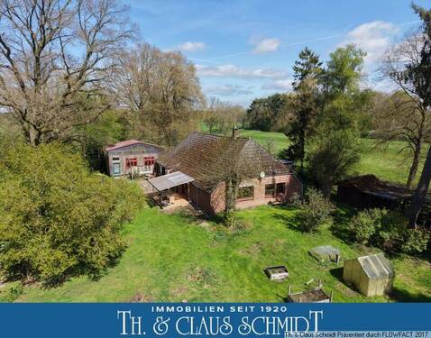 Ansicht des Landhauses - Landhaus in idyllischer Naturlage von Jade - mit Potenzial zur Verwirklichung Ihrer Wohnträume