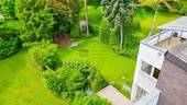 Sommer genießen im Garten - Modernes Familienrefugium zwischen Luxus, Natur & Privatsphäre
