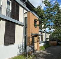 ***Charmante 2-Zimmer-Wohnung mit Loggia, Terrasse und kleinem Garten - vermietet*** - Potsdam Golm