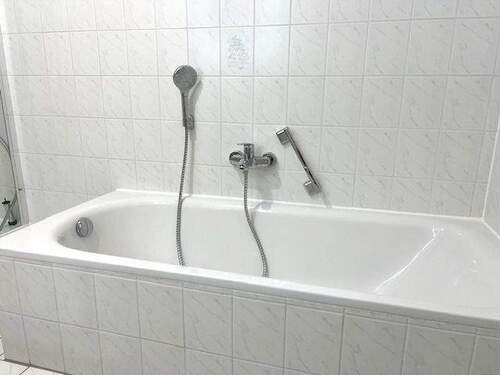 Badewanne im Bad - 
