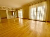 großzügigen Wohnzimmer - 